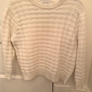 Designer Boutique White Textured Women's Sweater Size Small